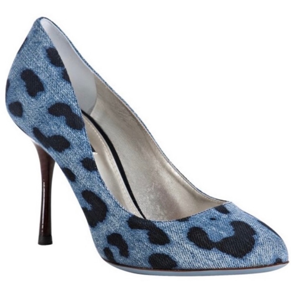 Dolce & Gabbana Leopard Print Pumps